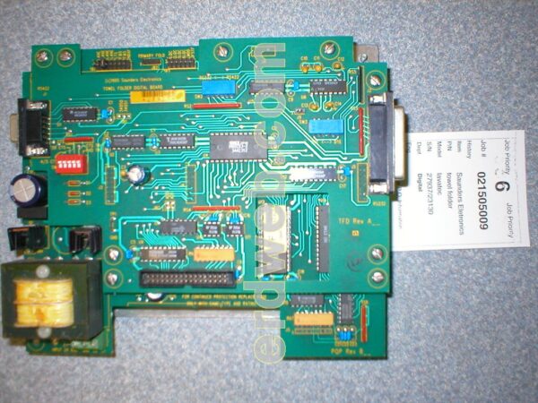 Saunders Electronics towel folder