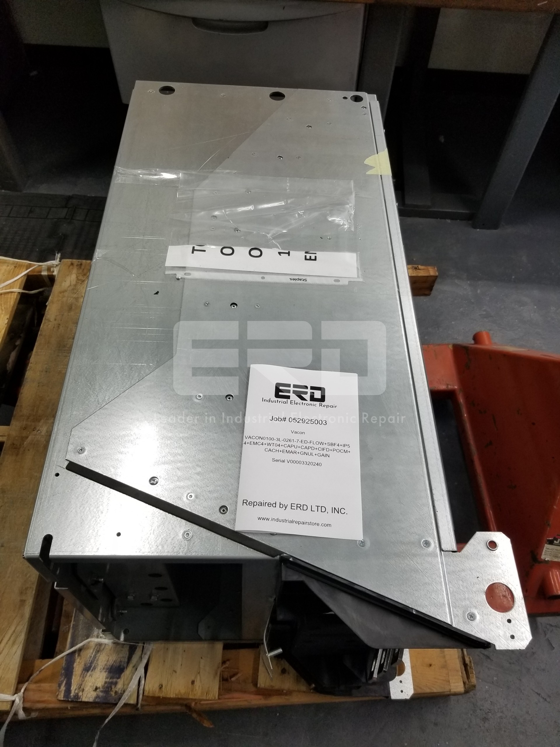 Vacon VACON-0100-3L-0261-7-ED-FLOW